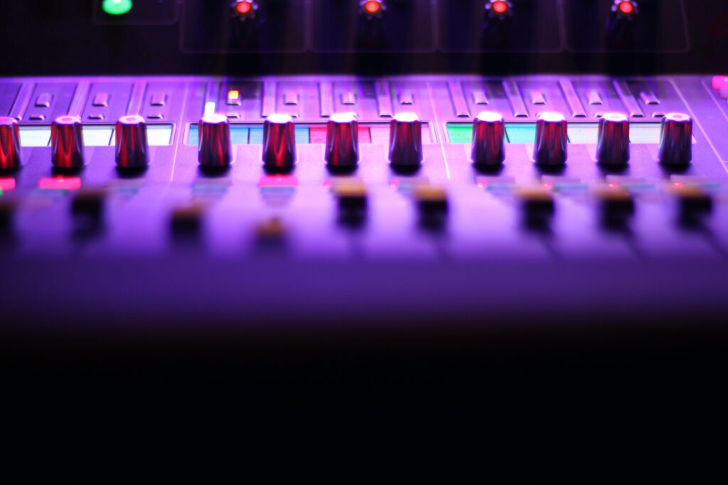 5 Modi per Sonorizzare un Podcast - Il sound design spiegato con esempi